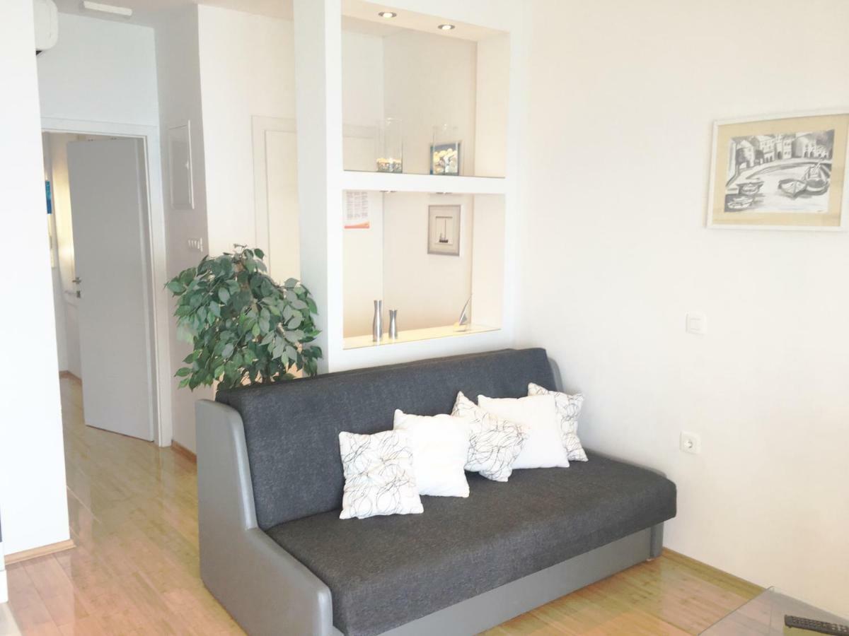 Apartment Sol - 5M From The Sea Drasnice Exterior foto
